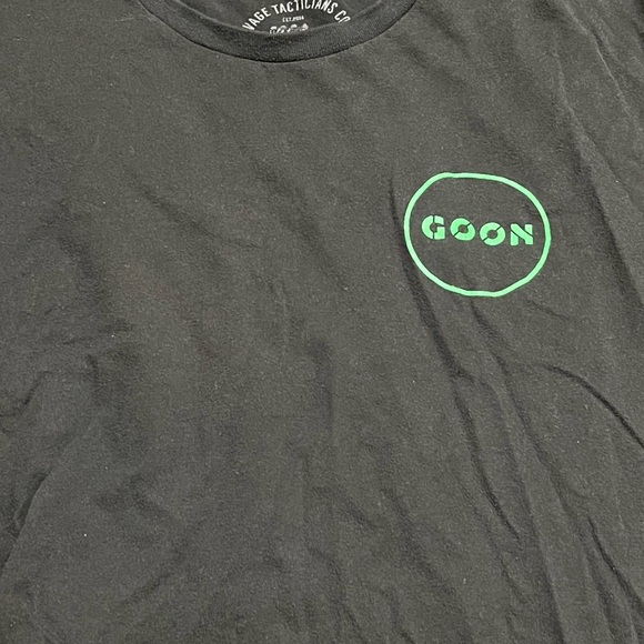 XL shirt I don’t wear anymore - Picture 2 of 3